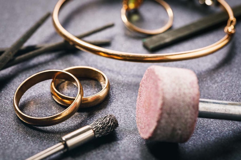 bijoux or tendance